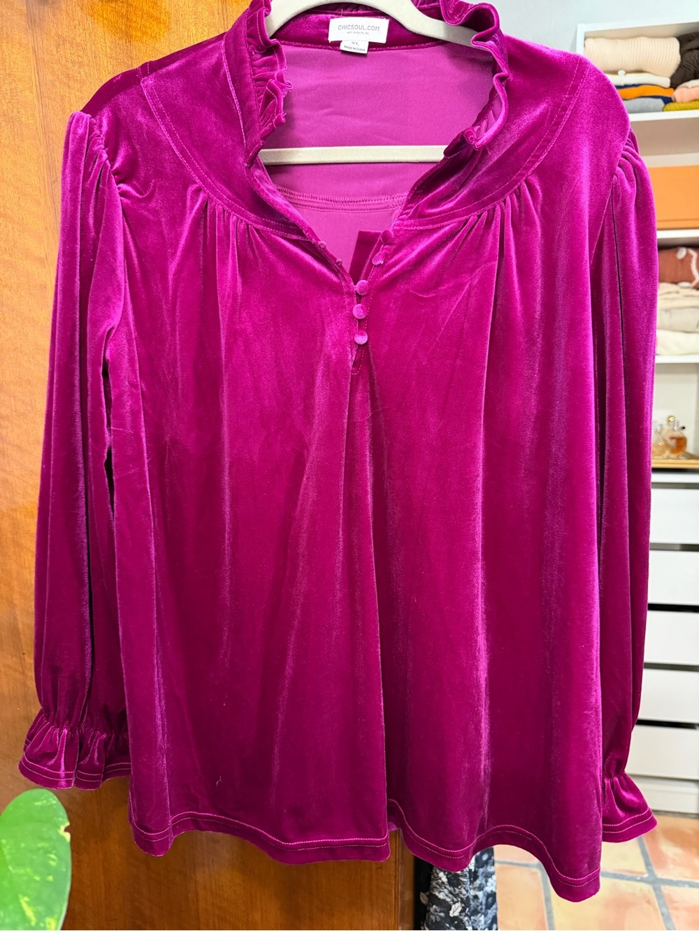 Chic Soul Fuchsia Pink Velvet Ruffle Blouse Top XL